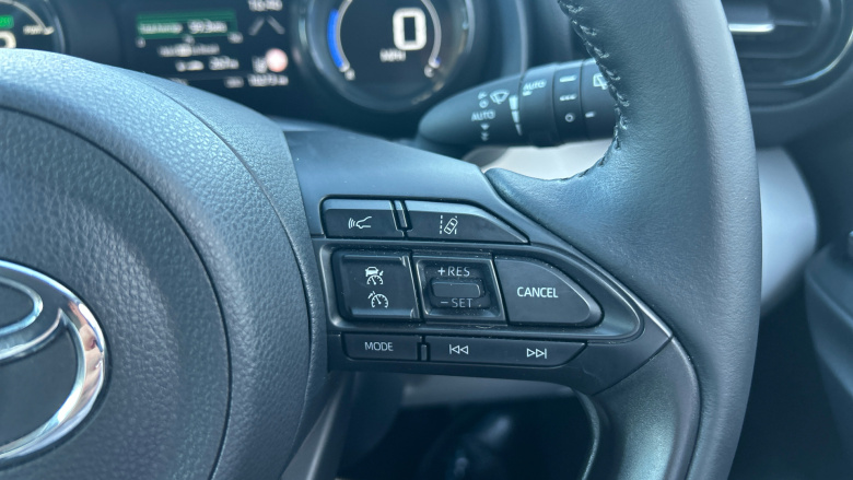 Toyota Yaris 1.5 Hybrid Excel 5dr CVT Hybrid Hatchback